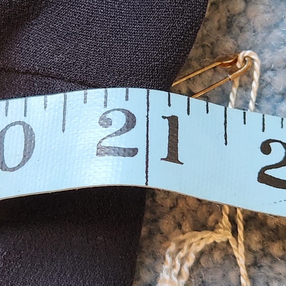 NWT VTG Field Manor 100% silk button-down blouse Size 12 Color black - Picture 9 of 14